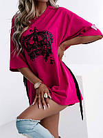 Жіноча подовжена рожева/чорна футболка оверсайз з бахромою 42-46, Мод 405