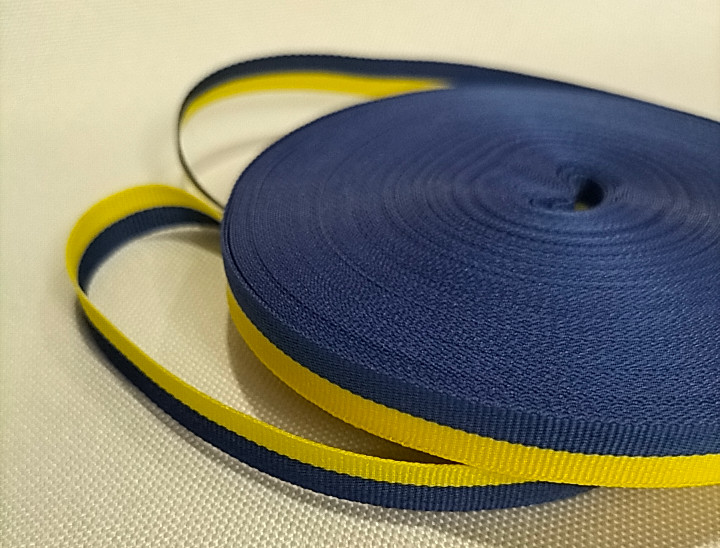 Репсова стрічка з украЇнським орнаментом 1 см Прапор (23 м)