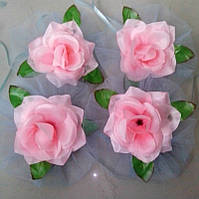 Квіти на ручки весільного авто (рожева троянда + блакитний фатин) 4 шт.