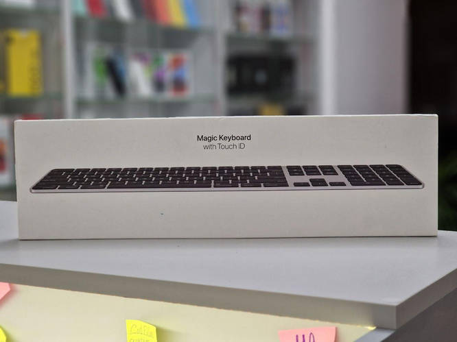 【美品】Apple Magic Keyboard Touch ID A2520 5635504502_w700_h500_klaviatur