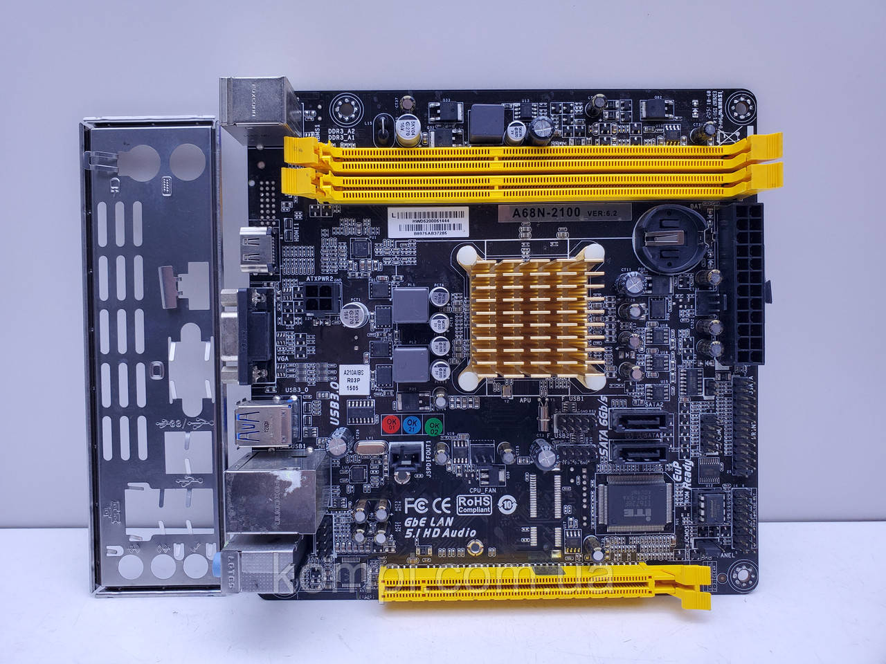 Материнська плата Biostar A68N-2100 (AMD E1-2100, DDR3, mini-ITX, б/у)