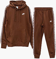 Спортивный костюм мужской Nike Club Flc Gx Hd Trk Suit (FB7296-259) L Коричневый TO, код: 8452899