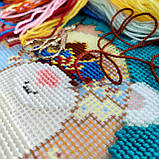 Набір для вишивання декоративної подушки Чарівниця Ведмідь у шапці 40×40 см V-373 SC, код: 7243303, фото 2