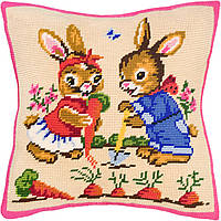 Набір для вишивання декоративної подушки Чарівниця Зайці на грядці 40×40 см V-37 TP, код: 7242992
