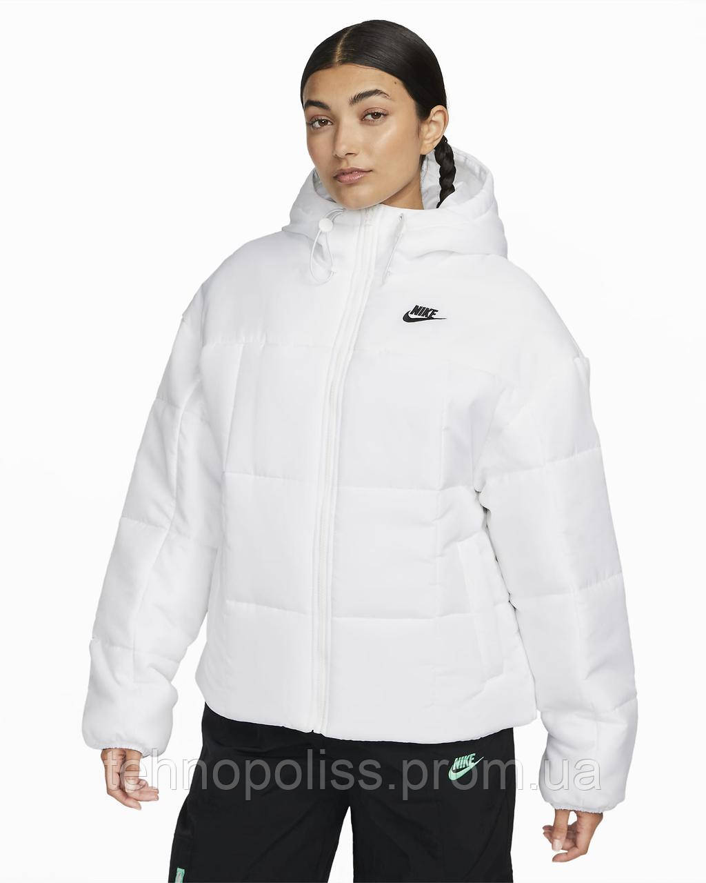 Куртка жіноча Nike Sportswear Classic Puffer Therma-Fit Loose Hooded Jacket (FB7672-100) S Б TO, код: 8312550