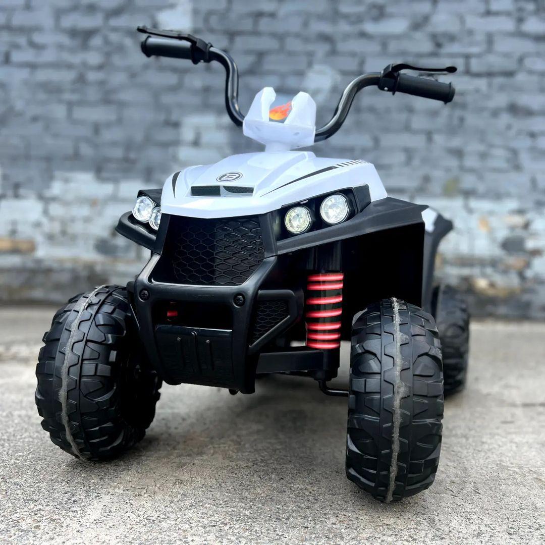 Дитячий електромобіль квадроцикл із мотором 40 W Bambi M 4131EL-1 для дітей 2-6 років білий