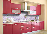 Наклейка на скинали Zatarga на кухню «Фиолетовые цветы» 600х2500 мм виниловая 3Д наклейка кух XN, код: 5869273