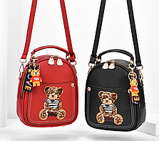 Жіночий міні рюкзак сумочка трансформер з брелоком, маленький рюкзачок сумка Ведмедик для дівчат