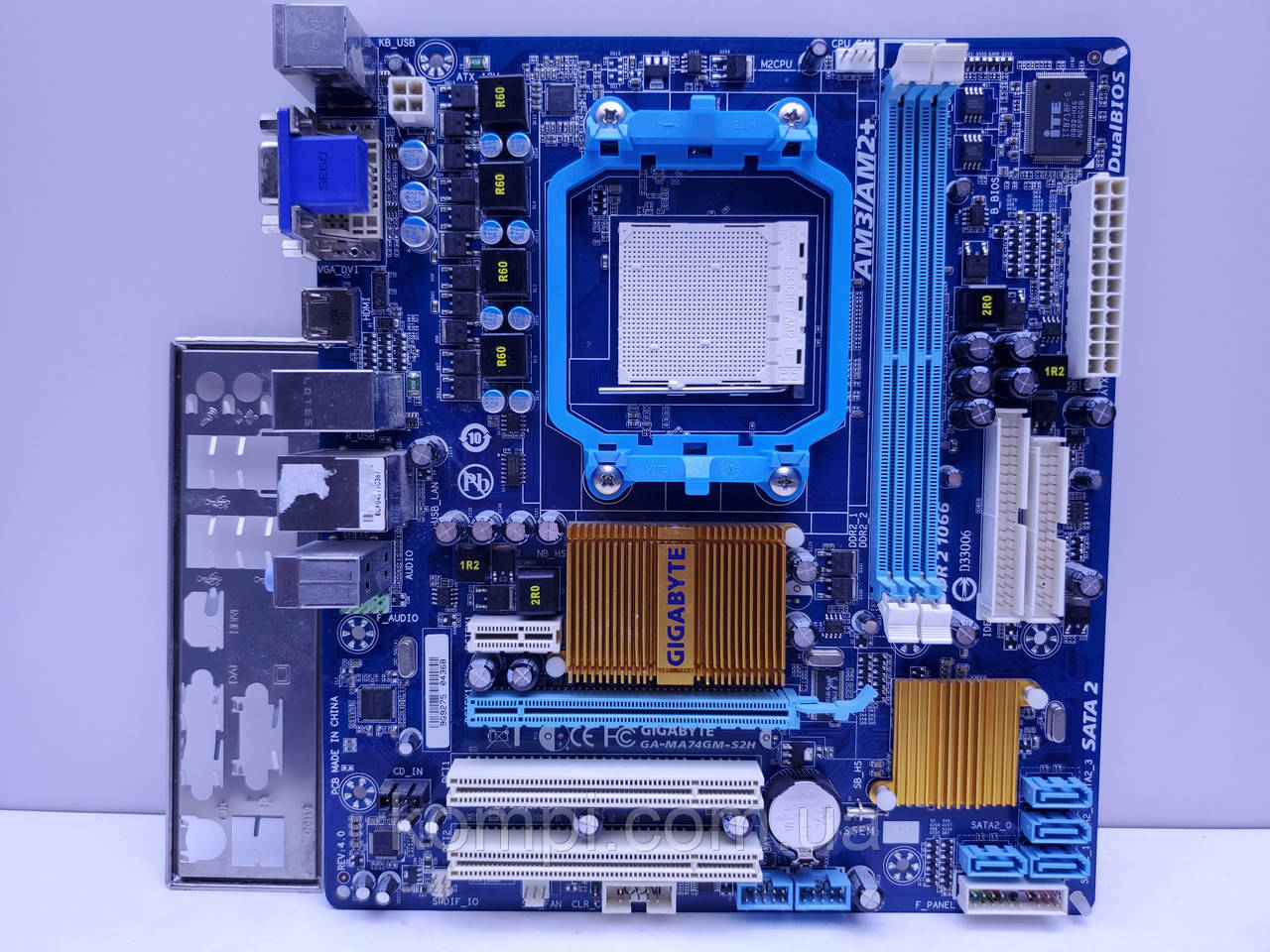 Материнська плата sAM2+ Gigabyte MA74GM S2H (Socket AM2+,DDR2,б/в)