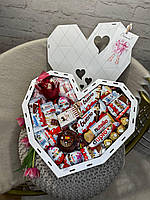 Сладкий подарочный бокс для девушки с конфетками набор в форме сердца киндер для жены, мамы, ребенка SSbox-90