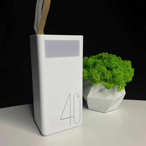 🤍Універсальний повербанк PowerBank 40000 mAh з LED дісплеєм та ліхтарем Білий, фото 1