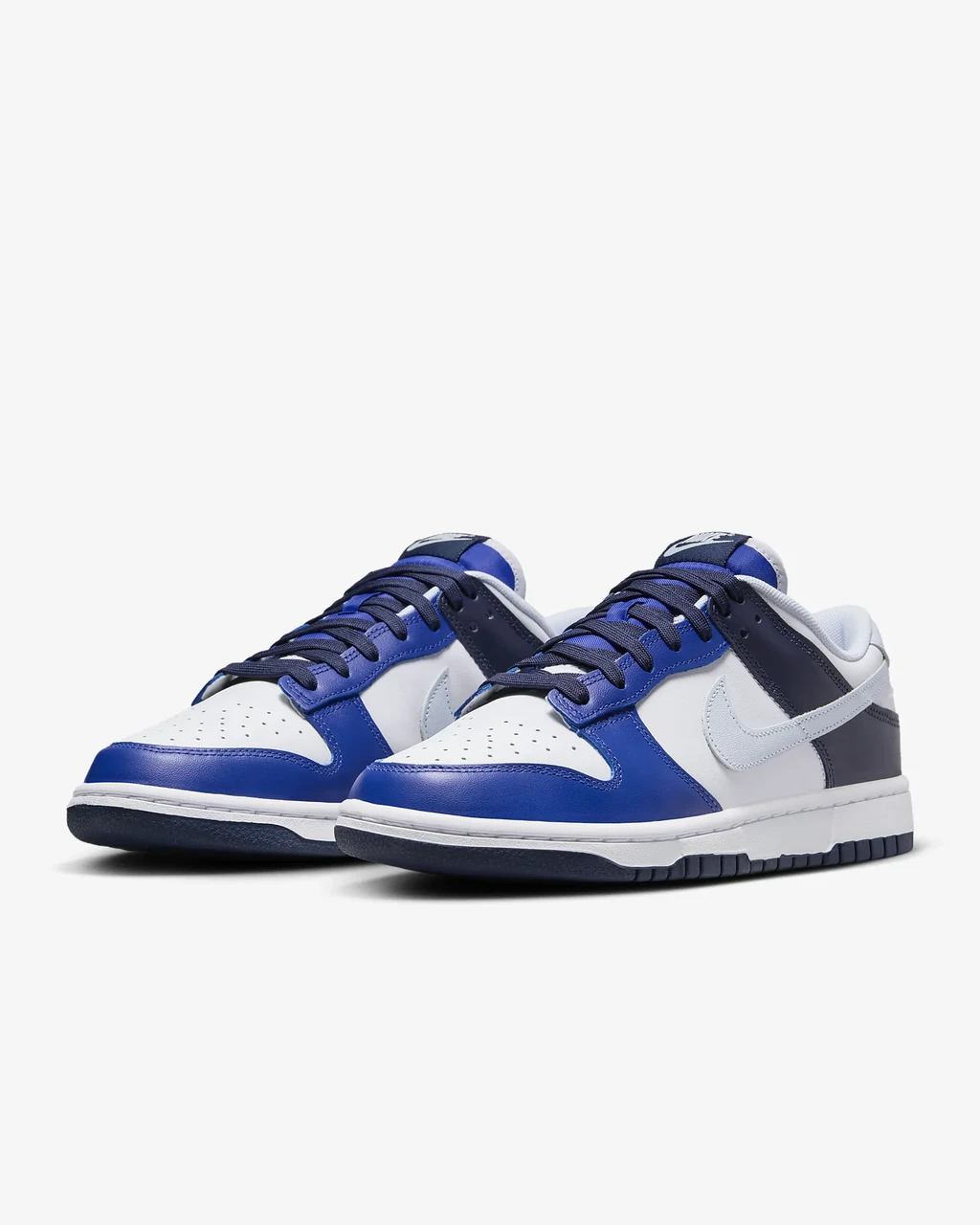 Кросівки Nike Dunk Low 100 FQ8826-100 - фото 2 - id-p2164211795