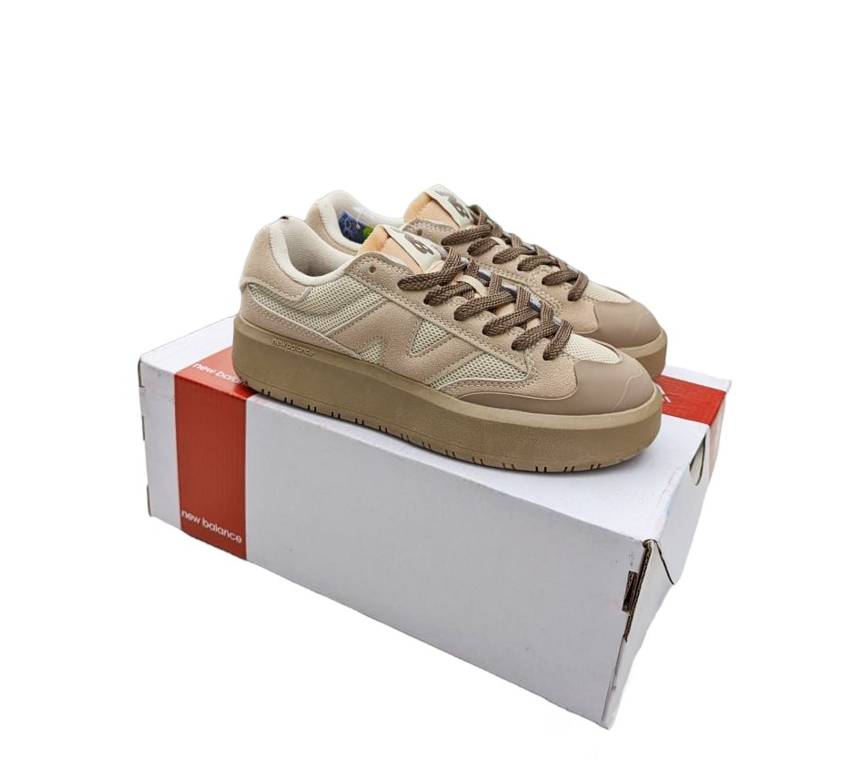 Жіночі кросівки New Balance CT 302 Beige взуття Нью Баланс СТ бежеві замшеві весна осінь