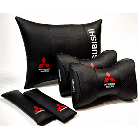 Набір у машину з логотипом авто Mitsubishi