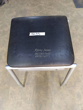 Стілець для кухні,бара (без спинки) Amely Silver шкірозамінник 41х43х93 000049099