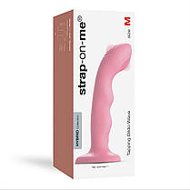 Насадка для страпону з подвійною точковою пульсацією Strap-On-Me TAPPING DILDO WAVE — CORAL PINK, фото 6