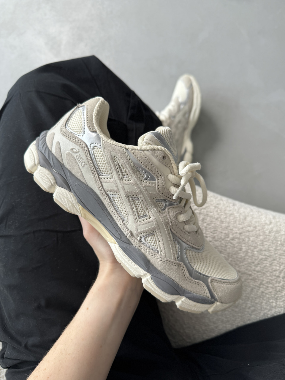 Кросівки жіночі бежеві Asics Gel-NYC Beige Grey (15795)