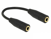 Перехідник аудіо Delock Jack 3.5mm 4pin F F 0.13m 1:1 Stereo AWG24 AUX Gold чорний (70.06.589 ET, код: 7455569