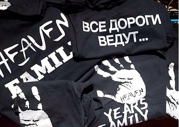 печать на черных футболках