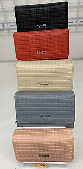 Гаманець жіночий на блискавці в різних кольорах зі штучної шкіри Vi