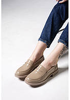 Жіночі бежеві лакові весняні туфлі на низькому ходу