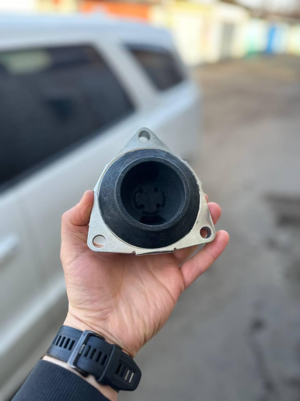 Подушка АКПП Dodge Durango 2014-2021 (ID#2071401378), цена: 2199 ...