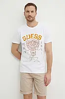 Urbanshop com ua Бавовняна футболка Guess DRAGON чоловіча колір білий з аплікацією M4GI21 K8FQ4 РОЗМІРИ