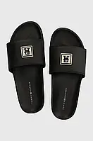 Urbanshop com ua Шкіряні шльопанці Tommy Hilfiger TH RUBBER PATCH LEATHER SANDAL чоловічі колір чорний