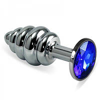 Рельефная анальная пробка с синим камнем Lovetoy Rosebud Spiral Metal Plug 10 см Серебро FE, код: 7543150