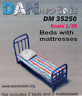 Набор деталировки: Армейская кровать с матраcом и подушкой, 2шт ish