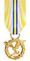 Медаль с удостоверением Collection За несокрушимость духа 34х40х2,5 мм Золотистый (hub_owcasf) z113-2024