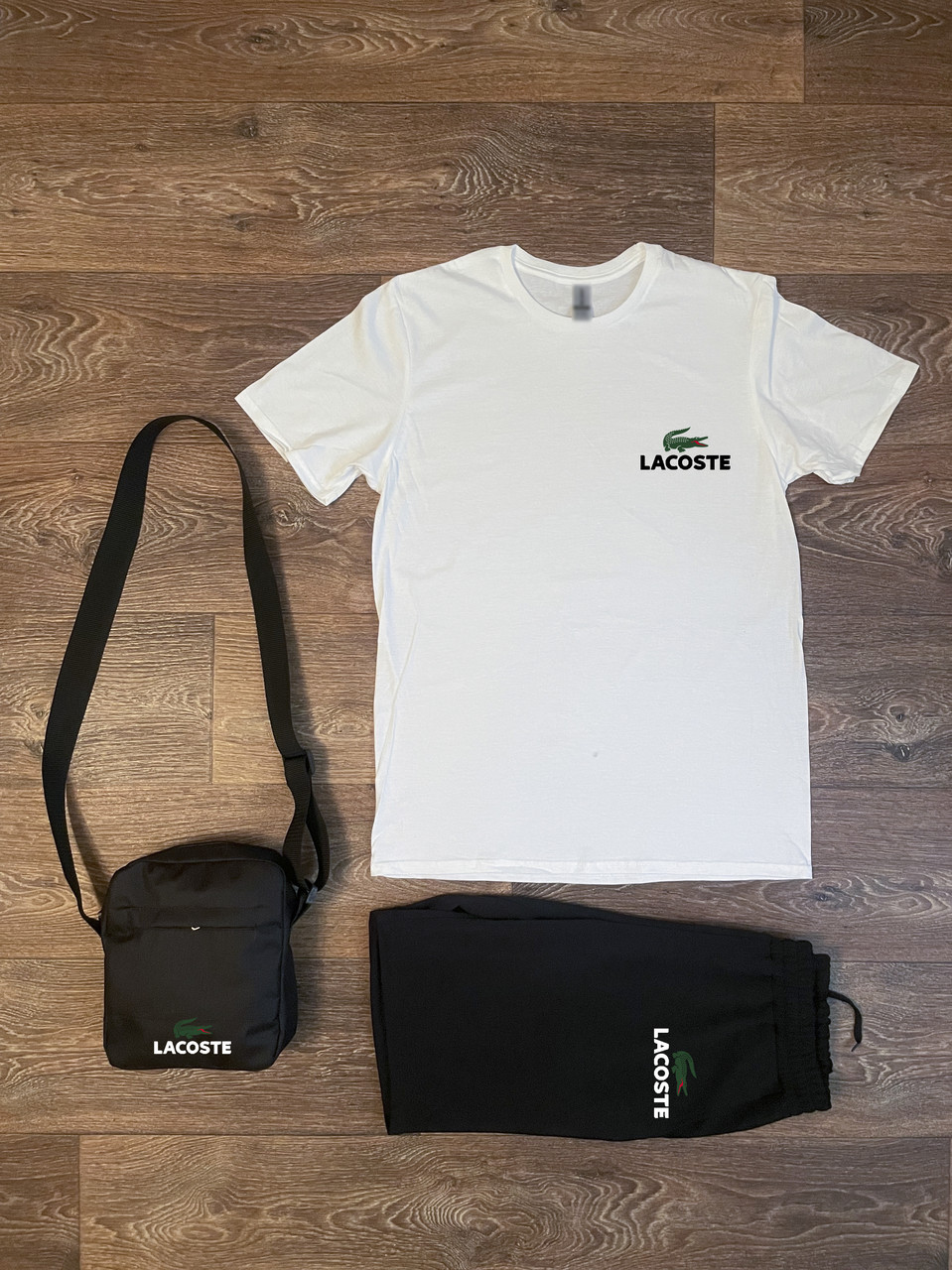 Літній комплект 3 в 1 футболка шорти та сумка Лакост чорного й білого кольору