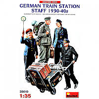Персонал немецкого железнодорожного вокзала 1930-40-х годов