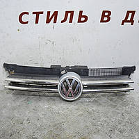 Решетка радиатора Volkswagen Golf IV 1997-2003 с накладками хром Фольксваген Гольф 4 1J0853655D 1J0853655F