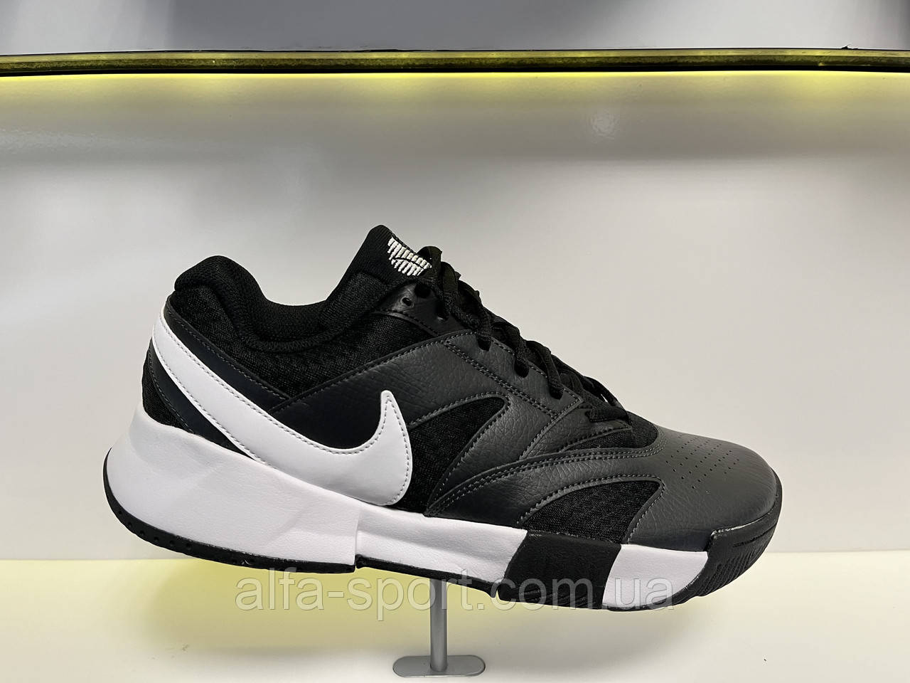 Кросівки Nike Court Lite 4 (FD6574-001)