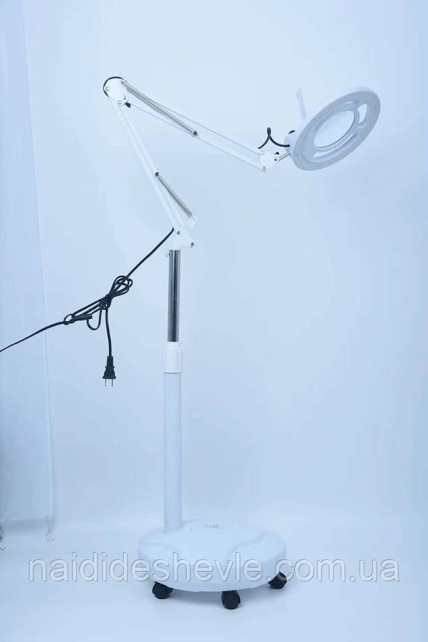 Підлогова лампа-лупа (лінза) L-037C на штативі, з коліщатками (5 шт.), 24 Вт - для освітлення
