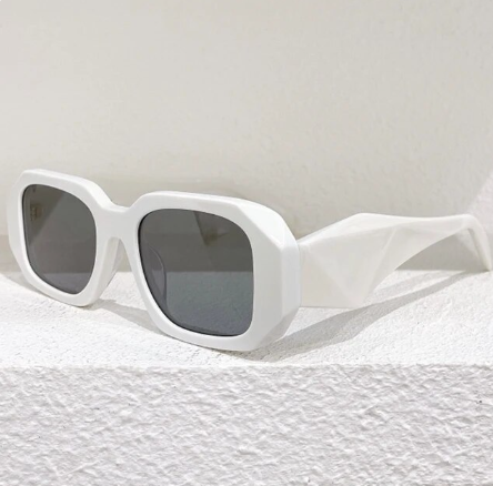 Женские узкие ретро очки прямоугольной формы с поляризацией в белом цвете - фото 7 - id-p2167065228