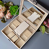 πΠ§Π°ΡΡΠ²Π½Π° ΡΠΊΠ°ΡΡΠ»ΠΊΠ° Π΄Π»Ρ ΠΏΡΠΈΠΊΡΠ°Ρ Π· Π²Π΅Π»ΠΈΠΊΠΈΠΌ Π΄Π·Π΅ΡΠΊΠ°Π»ΠΎΠΌ ΡΠ° ΡΠΎΠ·ΠΊΡΡΠ½ΠΈΠΌΠΈ Π²ΠΈΡΡΠ²Π½ΠΈΠΌΠΈ Π²ΡΠ΄Π΄ΡΠ»Π΅Π½Π½ΡΠΌΠΈ, ΡΠΎΡΠΎ 3