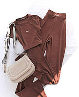 Женский весенний силуэтный костюм топ и расклешенные лосины из микродайвинга размер универсальный 42-46