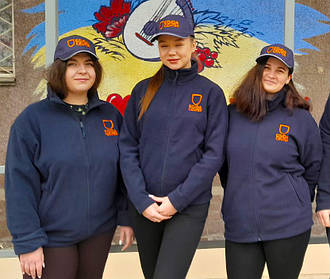 Фліски з вишивкой 