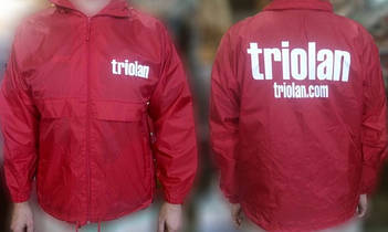 Ветровка з логотипом