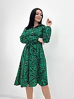 Изящное комфортное стильное платье, приталенного кроя Софт шелк принт Размеры:50-52,54-56 Цвета Зелёный