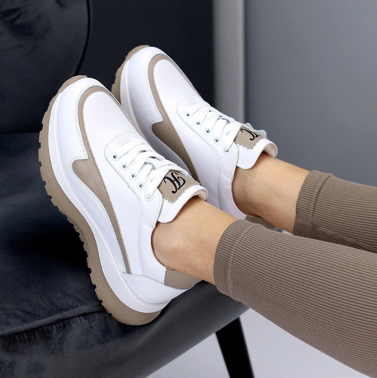 Жіночі шкіряні кросівки модні білі натуральна шкіра