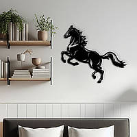 Деревянный декор для дома, черная картина на стену "Сильный конь", оригинальный подарок 20x23 см