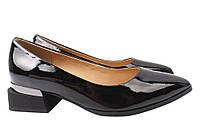 Туфлі жіночі з натуральної лакової шкіри на низькому ходу Чорні Oeego 71-21DTC 39 GG, код: 7365014