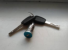 Серцевина замка передня, задня на Fiat Qubo, Peugeot Bipper, Citroen Nemo (2008-...), GP, Італія