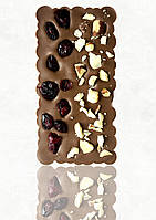 Плитка шоколаду MALVA CHOCOLATE молочний з журавлиною та бразильським горіхом