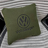 Подушка в машину з логотипом авто Volkswagen, фото 2