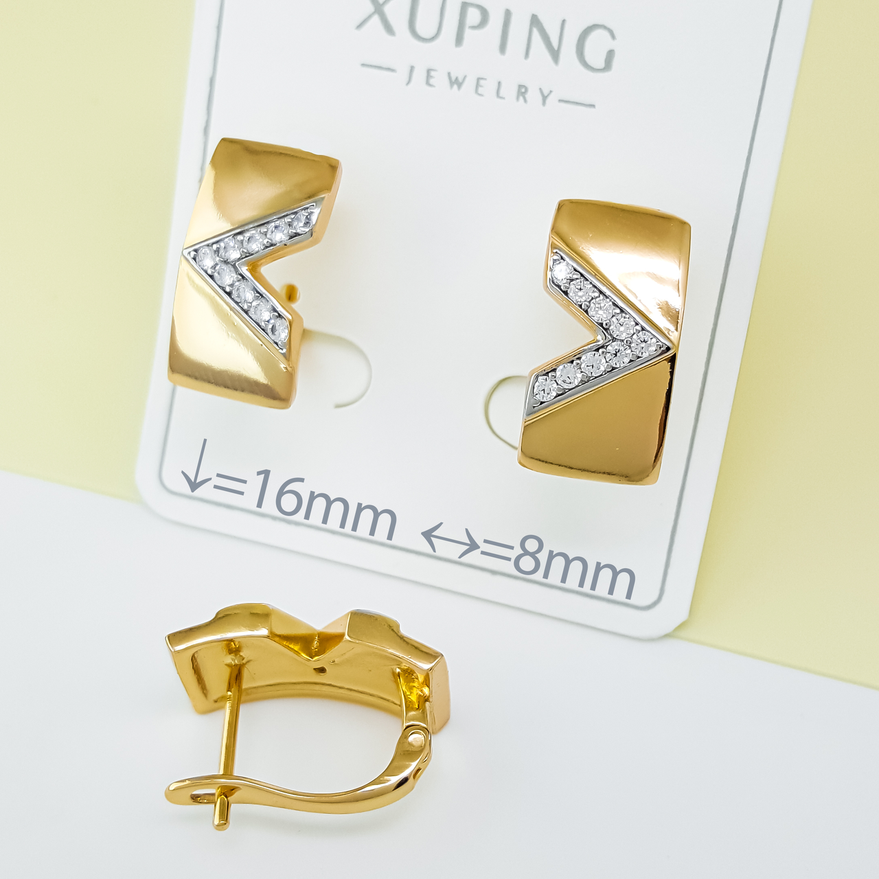 Сережки "Класика" з доріжкою каміння, англ.замок, медичне золото Xuping 18К
