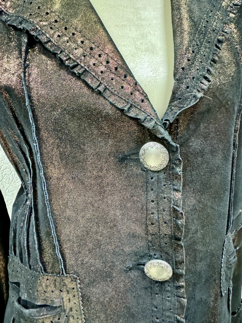 Кожаный женский пиджак классический . - фото 6 - id-p510154591